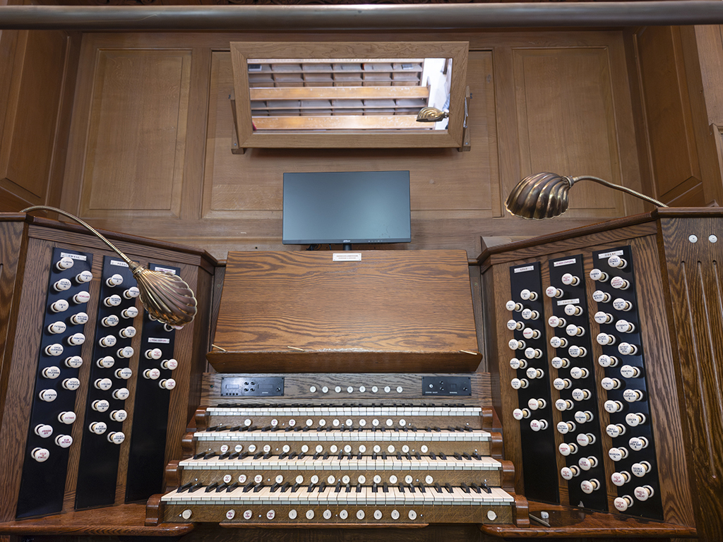 Temple Church Organ Console